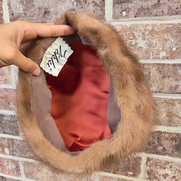 Vintage Nikki brown mink fur beret